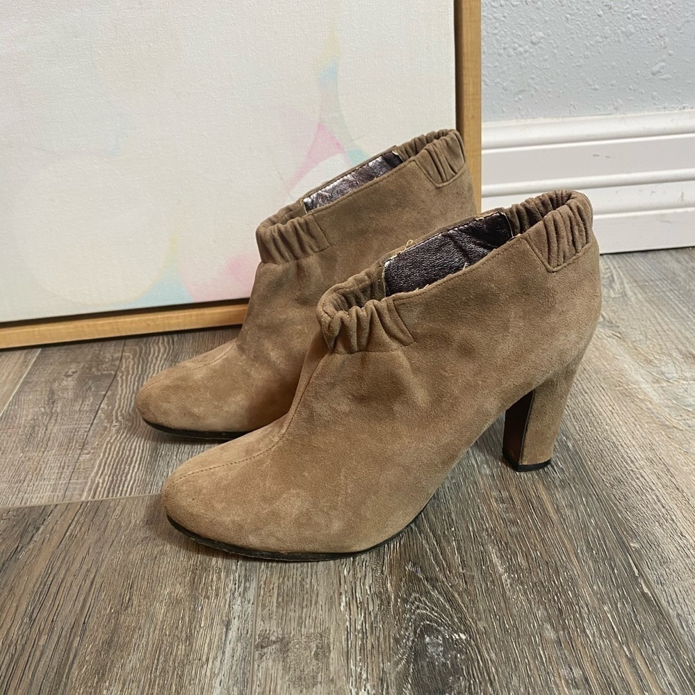 Sam Edelman Simone tan suede cinch ankle booties